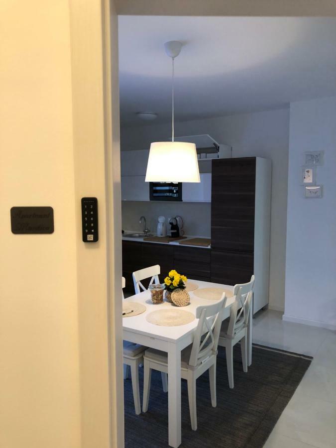 Apartment Mandica Spalato Esterno foto